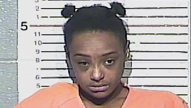 Homeless Woman Arrested After Allegedly Forcing Way Into Kentucky Apartment Victim Hid In