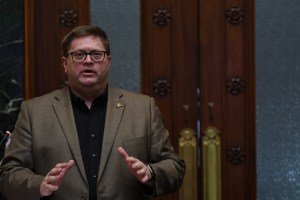 FRANKFORT, Feb. 1 – House Appropriations and Revenue Chairman Jason Petrie, R-Elkton, explains the details of House Bill 6, the proposed executive branch budget, on the House floor Thursday. (Legislative Research Commission)